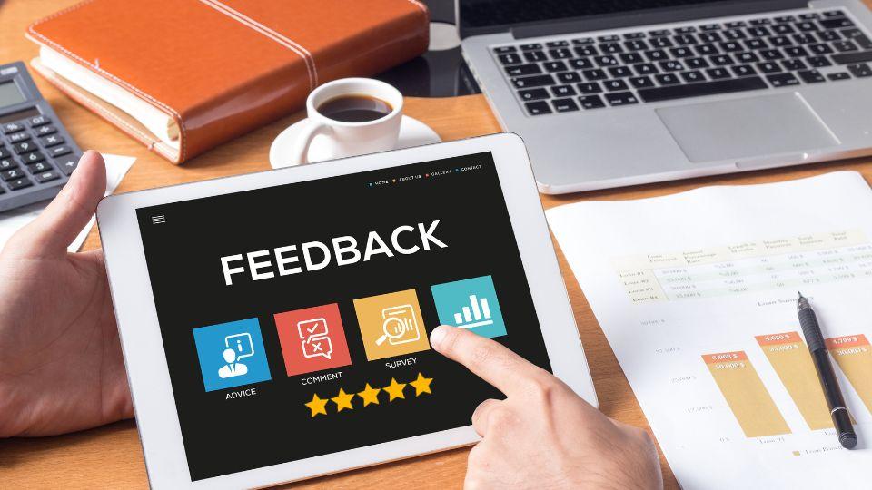 Xây dựng văn hóa feedback Từ đối đầu đến đối thoại