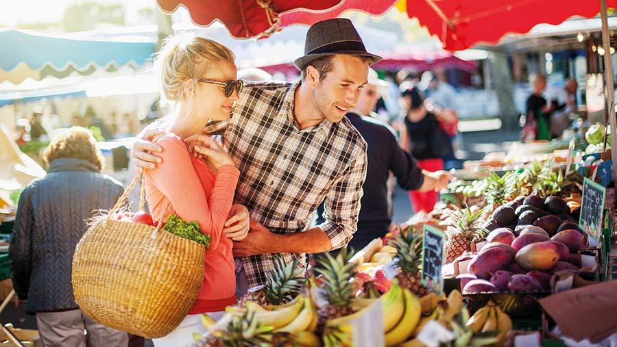 Nghệ thuật trưng bày và trang trí gian hàng thu hút‍ khách