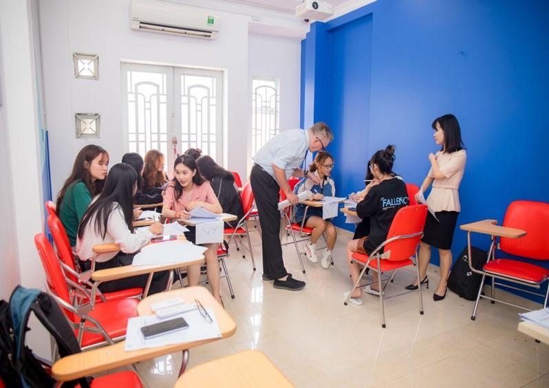 Những lưu ý tránh dùng từ ngữ gây hiểu⁢ nhầm ⁣hoặc khó phát ‍âm‍ trong⁤ đặt tên trung tâm